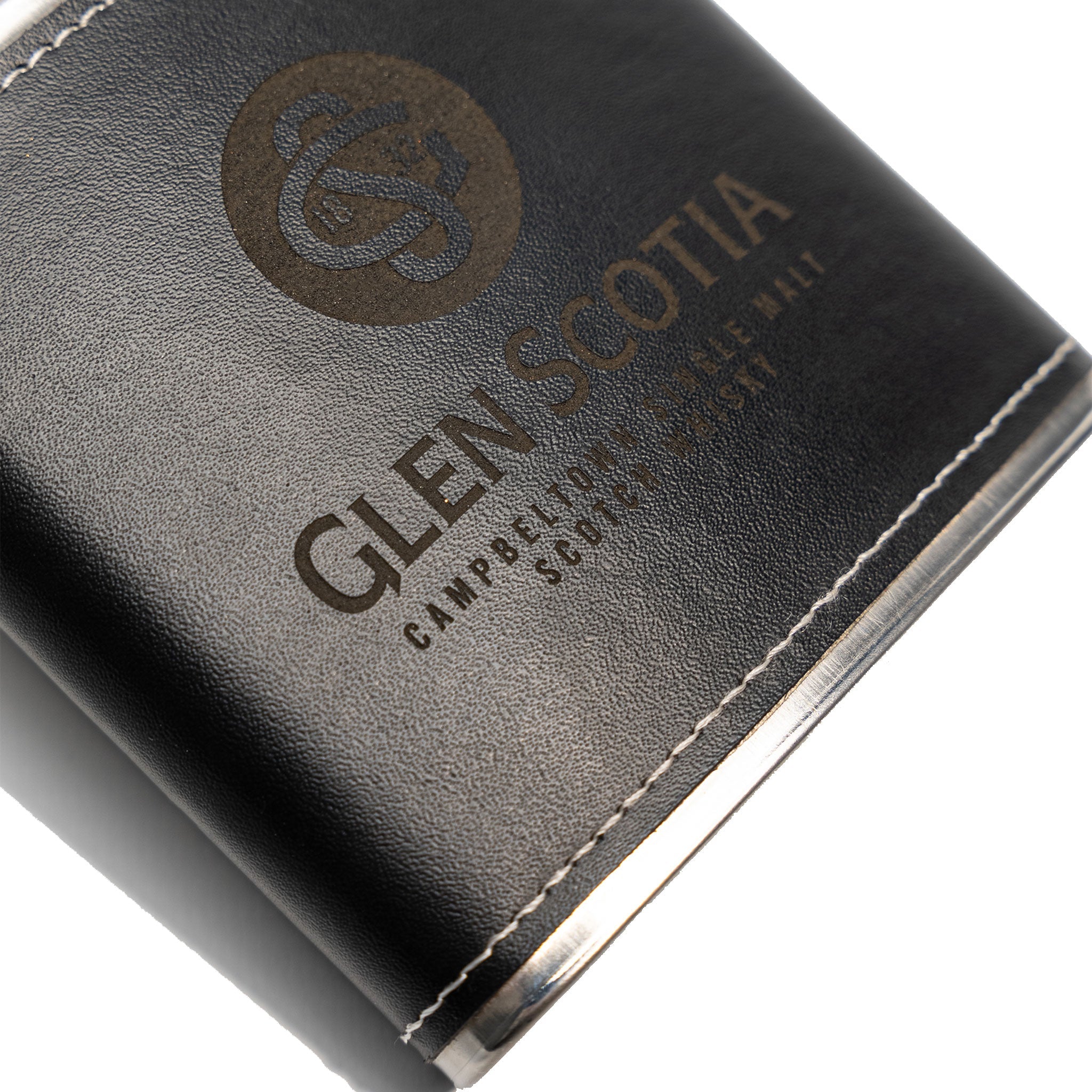A black leather hipflask case with "Glen Scotia" embossed in gold lettering. The Glen Scotia Whisky Hipflask case features stitched edges and a slightly glossy finish, making it an ideal whisky gift.