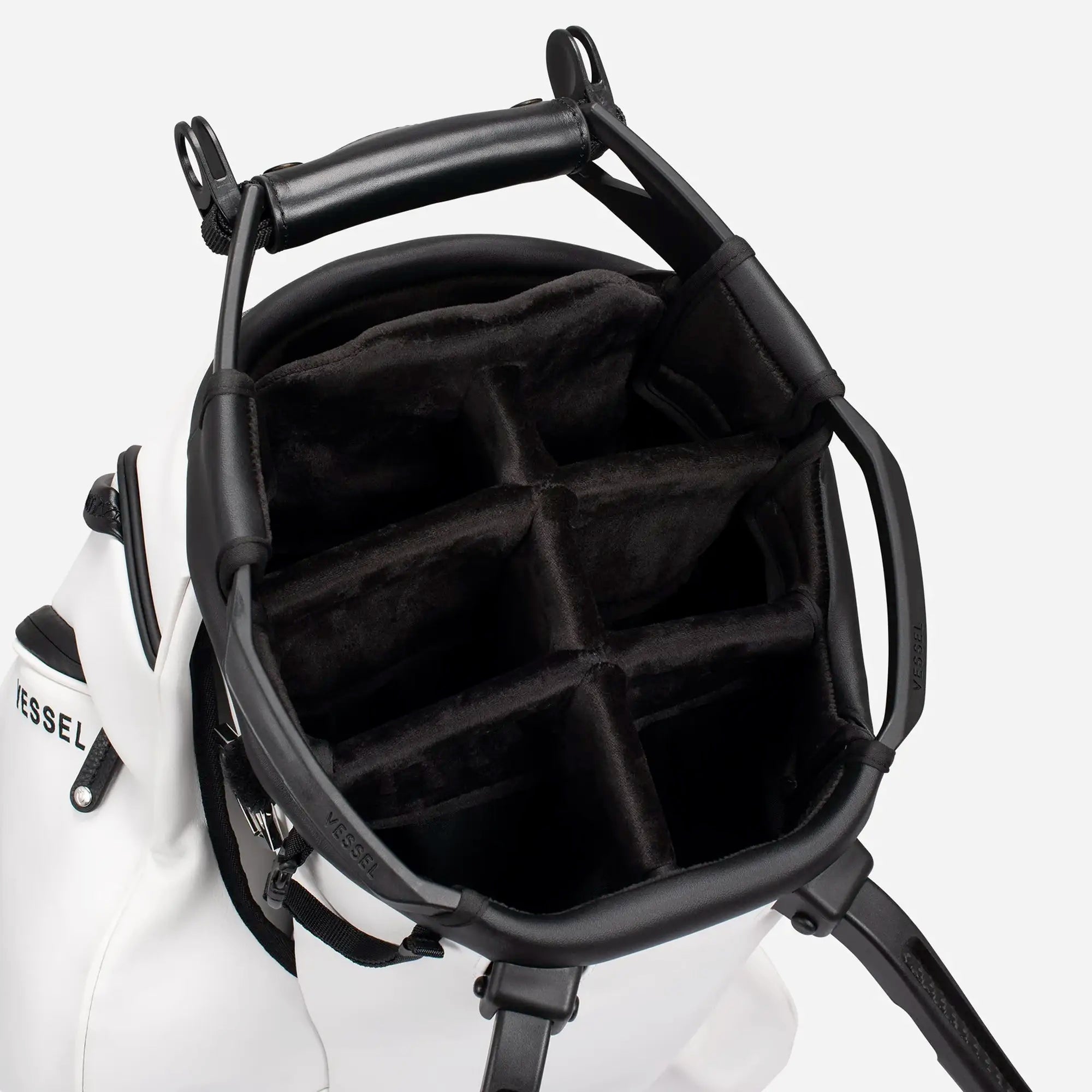 Loch Lomond Whiskies Vessel V Pro Stand Bag (White)